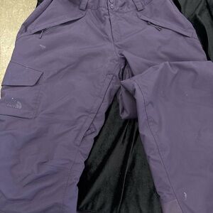 The North Face women’s Purple snow Pants